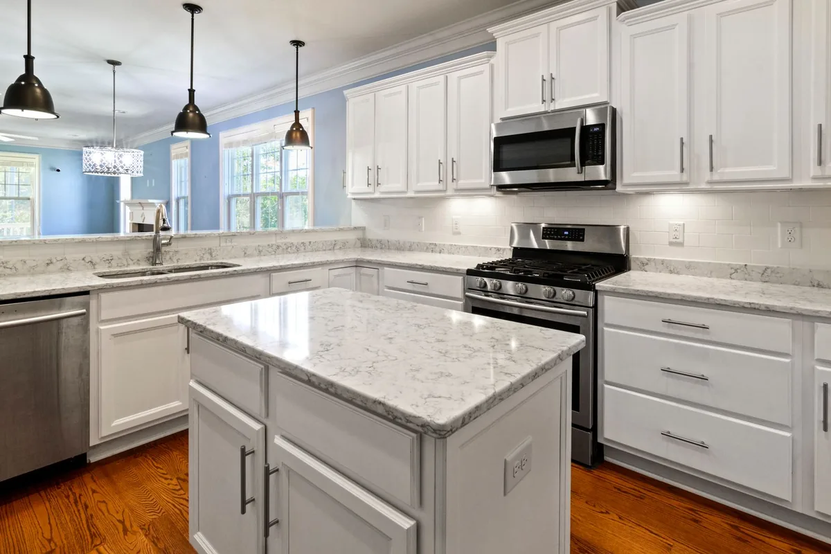 Filth & Squalor Cleanup in Agawam Town, MA